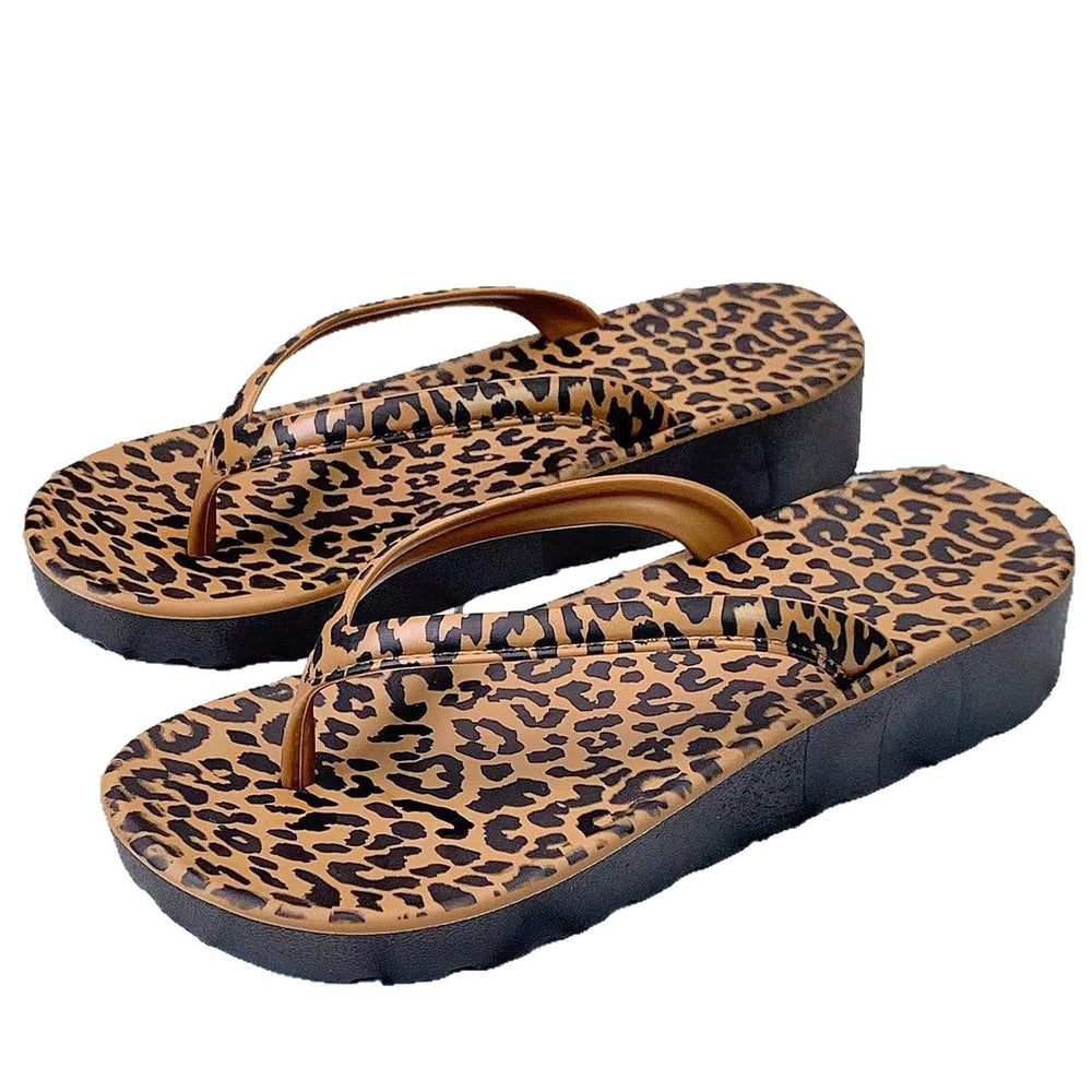 2025 summer new flat fashion leopard print flip-flops women's non-slip outdoor beach wedge sandals