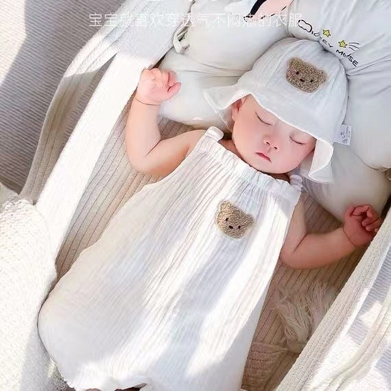 Newborn infant unisex romper - lightweight, stylish, and adorable summer outfit for baby boys and girls