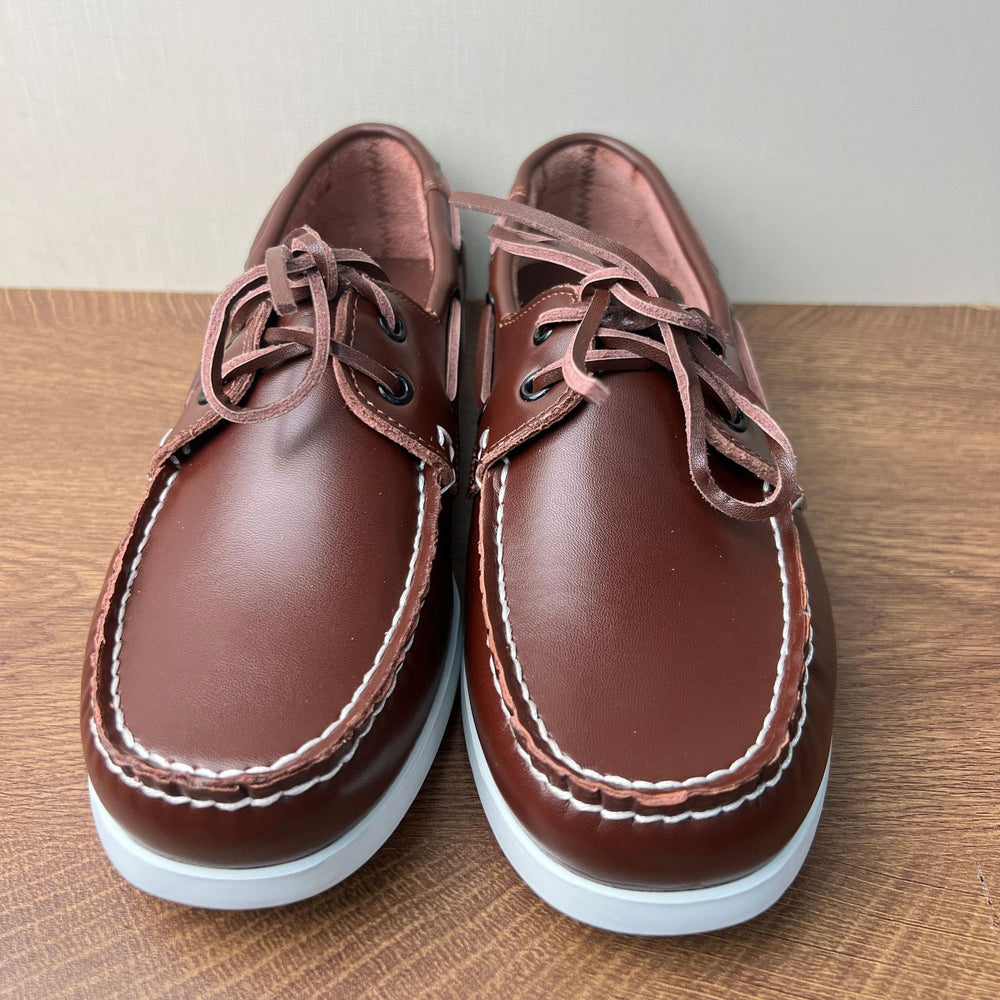 Men's classic low-top leather boat shoes - lightweight, casual, stylish, handmade, comfortable, and slip-resistant driving shoes
