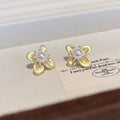 Yellow rhinestone pearl flower stud earrings for women, 2026 new fashion earrings, wholesale summer floral earrings