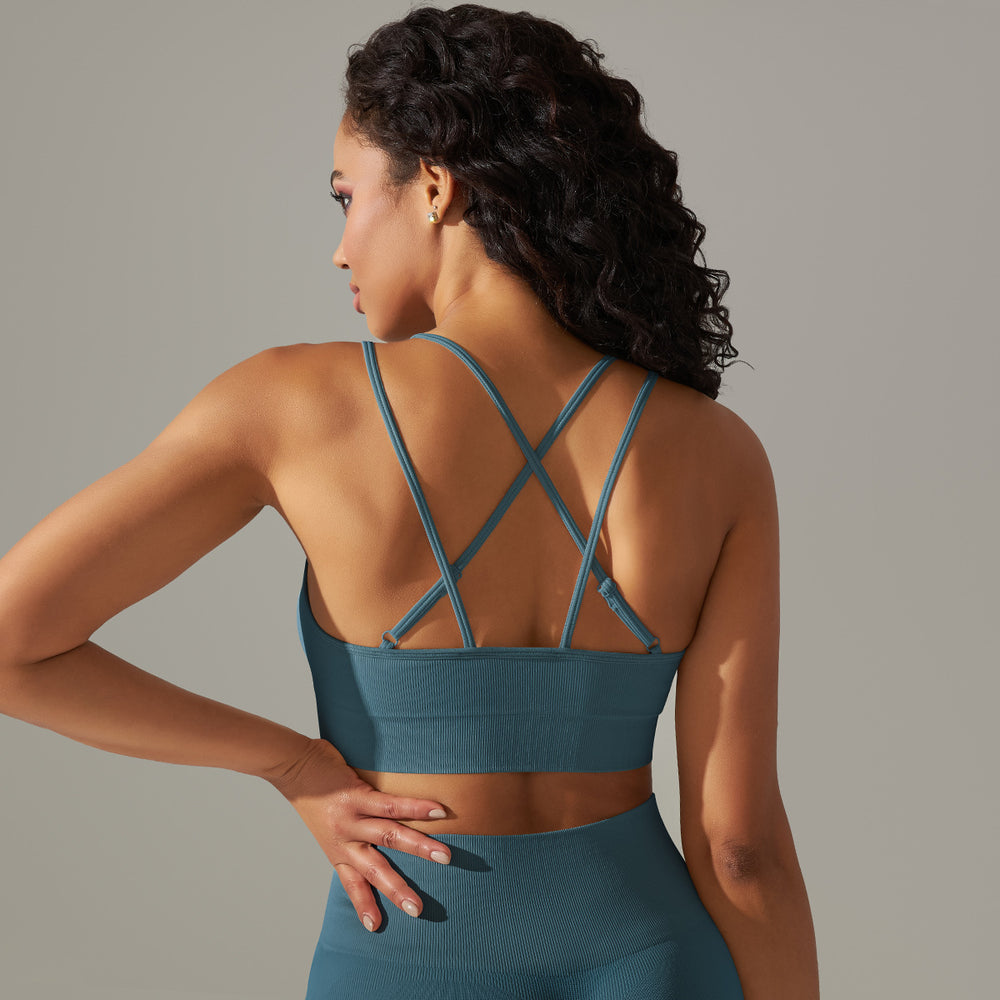 New seamless knit yoga set: high-waisted, butt-lifting leggings with a beautiful back design – perfect for peach-hued girls, running, and fitness