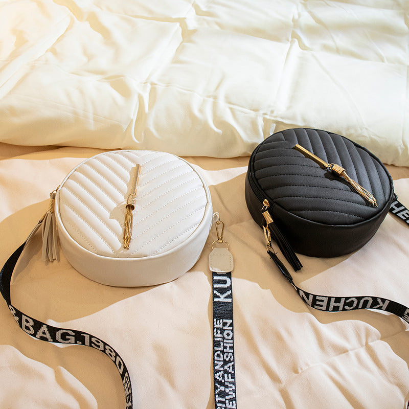 Embroidered small round bag 2023women bag printed shoulder strap messenger bag niche design women's shoulder bag women