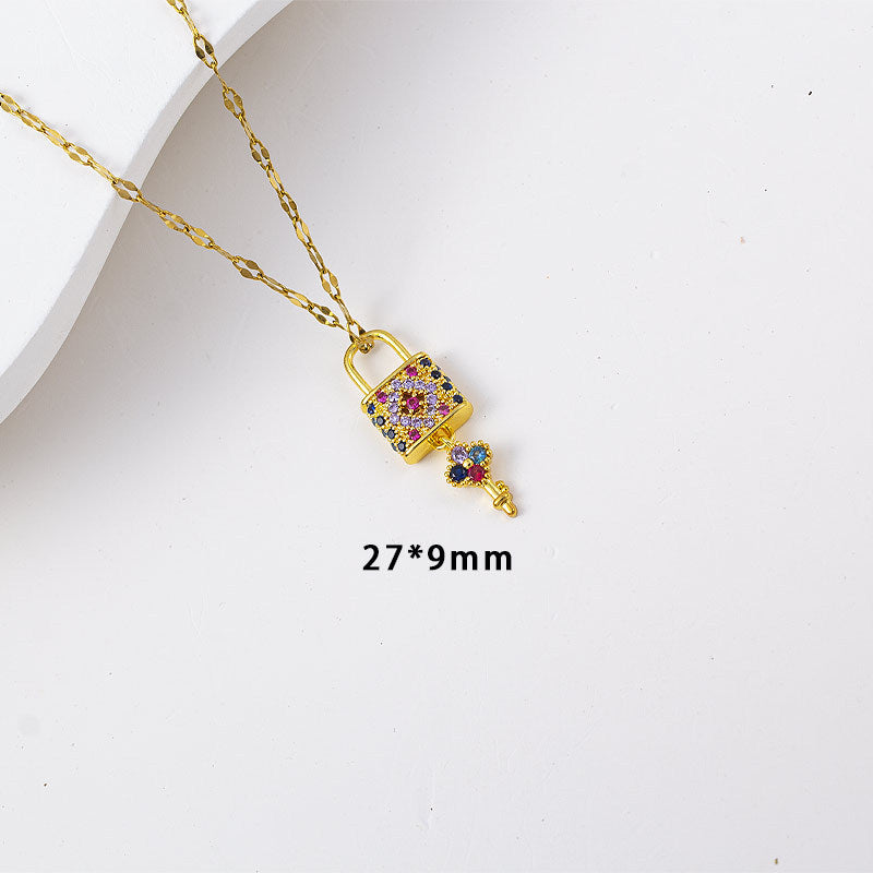 Necklace female titanium steel fashion electroplating hot style key shape pendant niche design high-end sense of light luxury clavicle chain