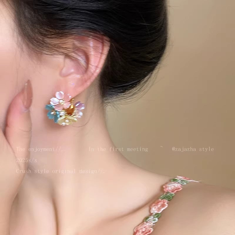 Capture the spring vibes: dopamine-colored floral earrings - women's luxury, high-end, and exquisite stud earrings - wholesale