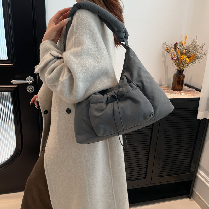 Casual fabric single shoulder messenger bag women's padded cotton knotted shoulder strap handbag cotton-filled drawstring tote bag wholesale
