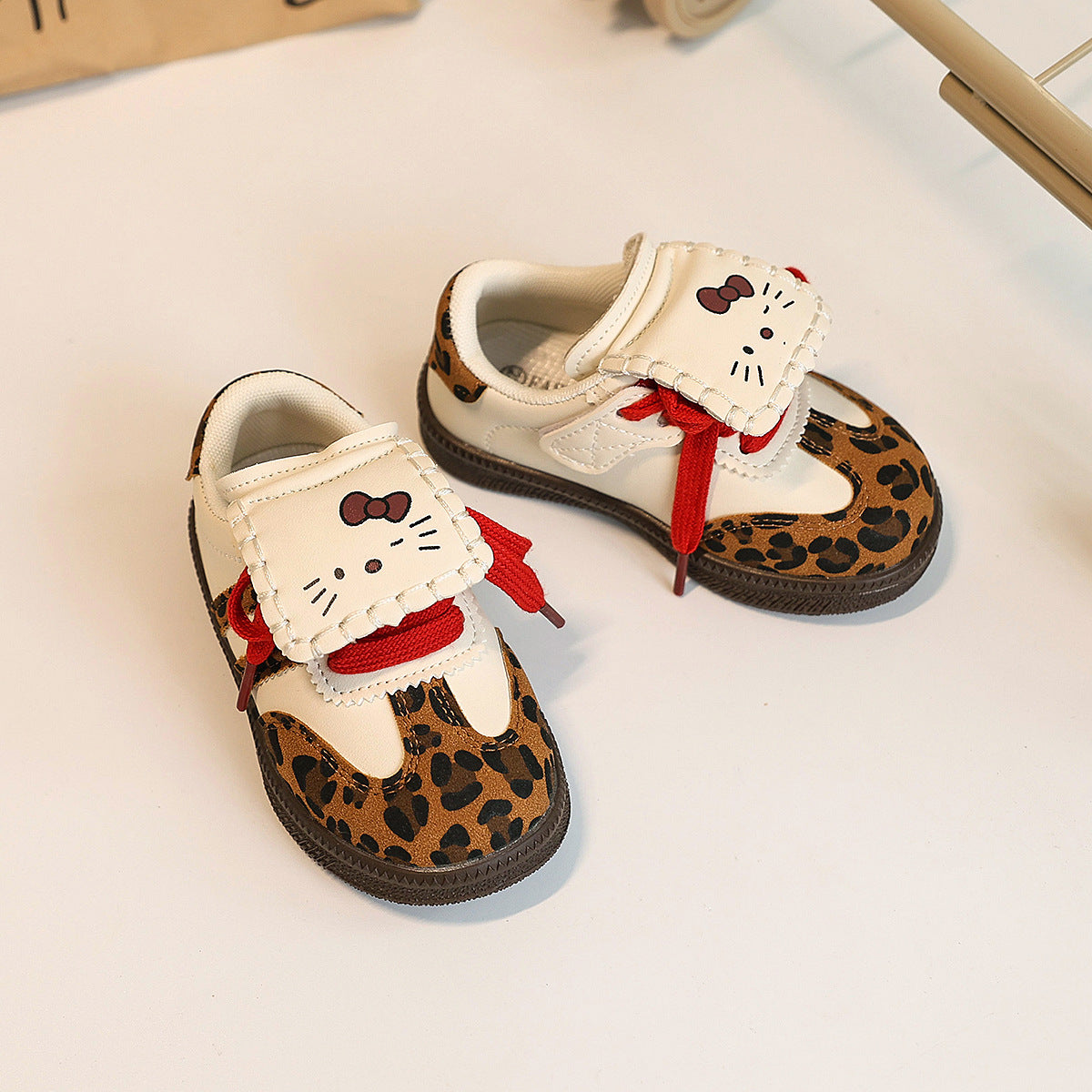 Kitty flip-top German training shoes 2025 spring and autumn new Korean version of girls' leopard print Forrest Gump shoes soft-soled sports shoes