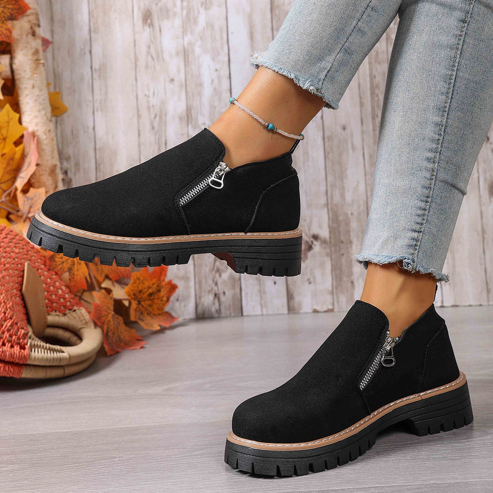 Amazon fashion cross-border plus size 35 to 43 fall and winter beautiful versatile thick heel suede side zipper fashion boots wholesale