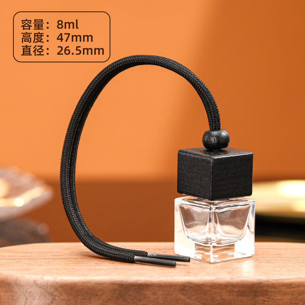 Car perfume bottle empty bottle hanging square cover colorful aromatherapy bottle essential oil refill bottle thickened lanyard glass bottle