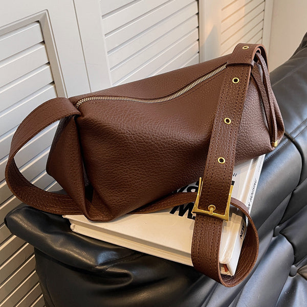 Popular bag women 2025 new large-capacity niche design messenger bag high-end texture fashion autumn and winter pillow bag