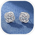 Lucky clover stud earrings - chic & trendy