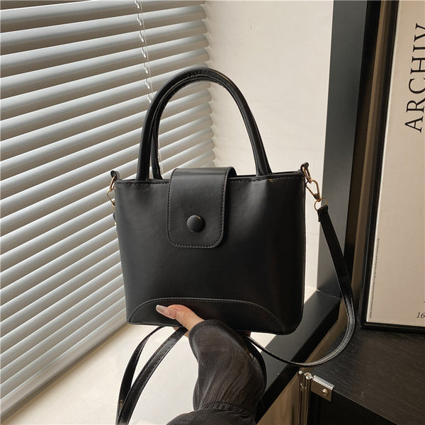 Premium texture bag 2025 summer new trendy fashion retro versatile shoulder underarm bag messenger bag bucket bag