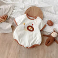 Newborn summer outfit: lightweight cotton short-sleeve romper and shorts set for infants and toddlers