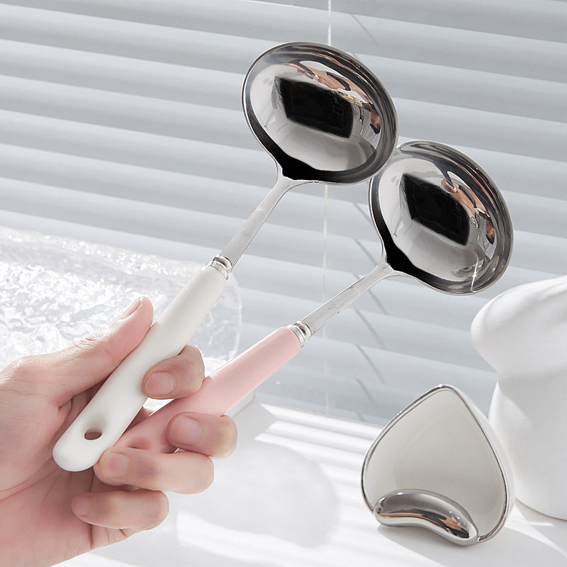 Luxury ceramic handle soup spoon kitchen utensil set, 304 stainless steel cooking spoons, long handle ladle wholesale