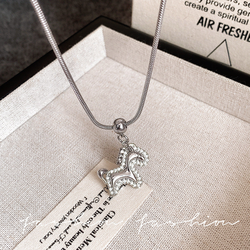 Instant wealth silver pony necklace - women's 2026 new fashion sweater chain - light luxury high-end clothing accessory