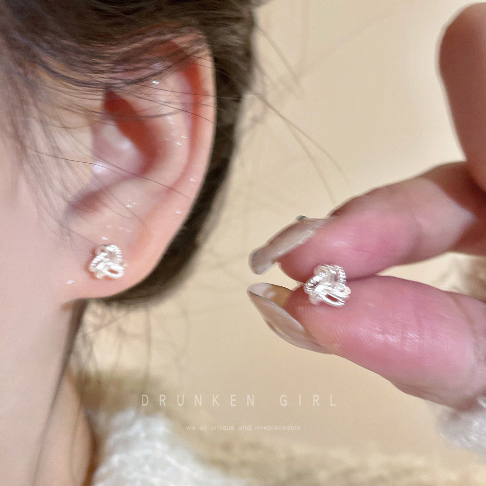 Spring break style white floral earrings - unique dopamine studs, niche design, versatile earrings