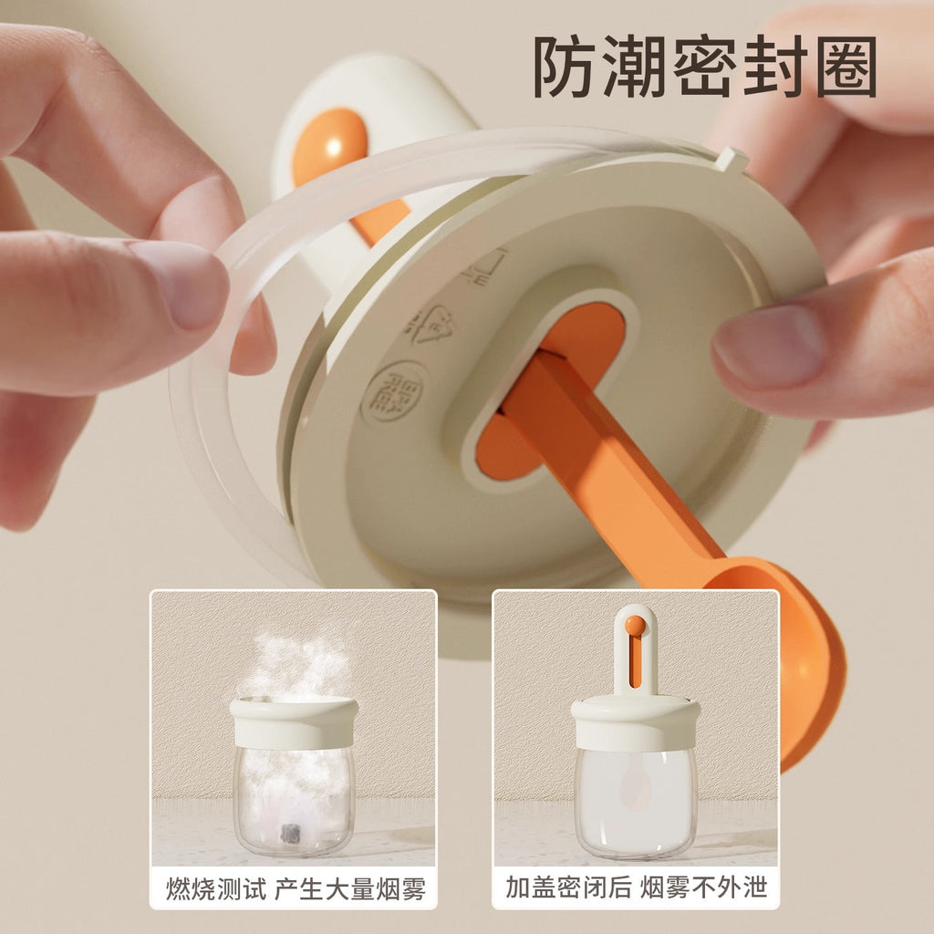 Spoon cover integrated telescopic seasoning can, one piece free shipping seasoning bottle, kitchen household seasoning can sealed moisture-proof seasoning box