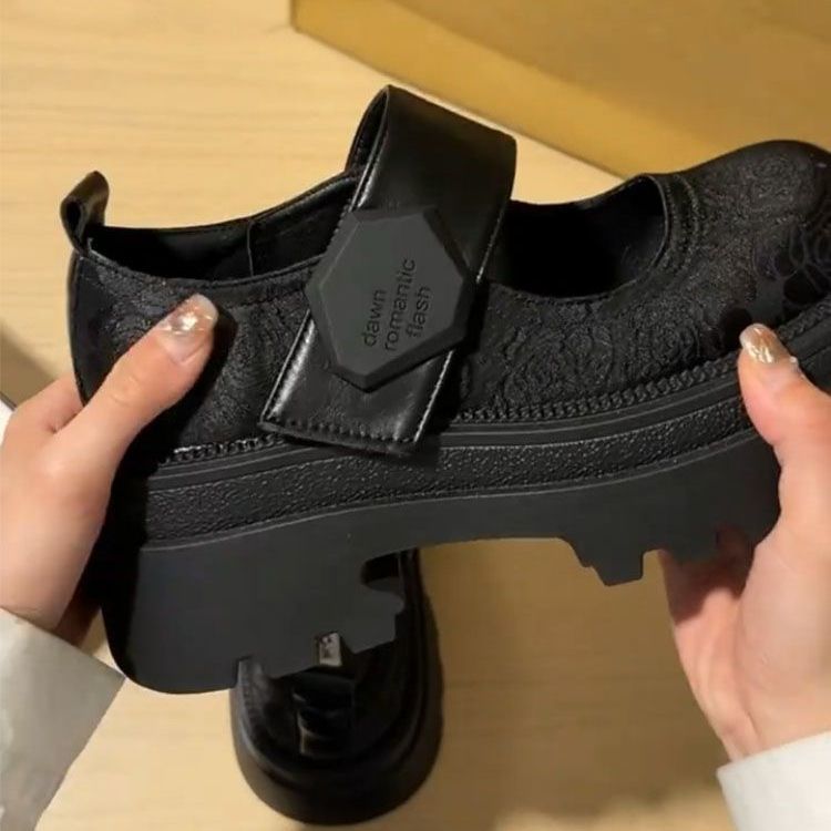 Platform-soled national style new Chinese-style printed embroidered small leather shoes women's 2024 summer new retro British style Mary Jane shoes