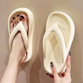 Trendy women's flip-flops for outdoor wear - 2025 summer collection: korean style, student-friendly, minimalist, anti-slip, and perfect for the beach