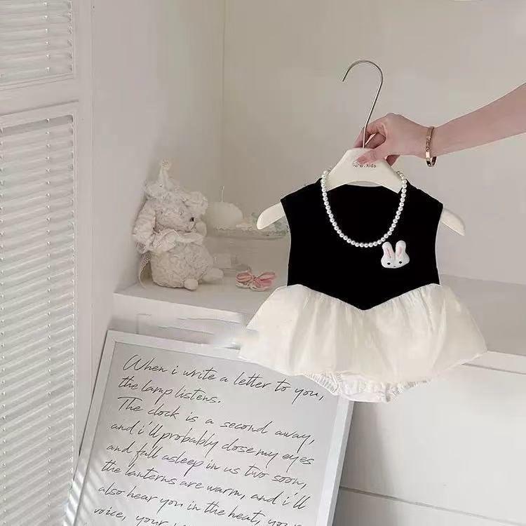 Newborn & infant baby girl summer outfit: adorable romper with princess cake skirt - fresh & sweet one-piece