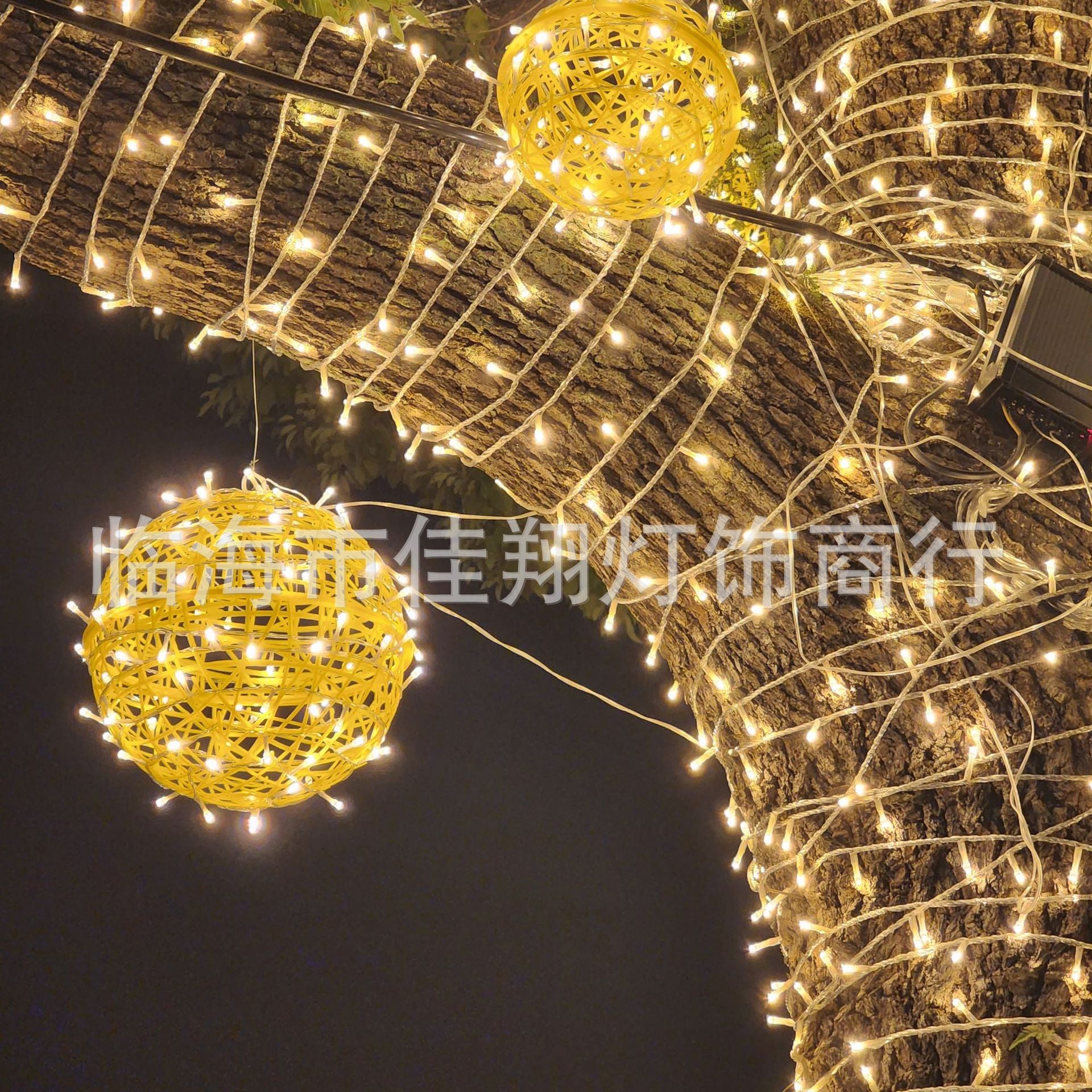 LED outdoor hanging tree vine ball lights flashing lights string lights Gypsy round ball lights Christmas street lighting decorative lights