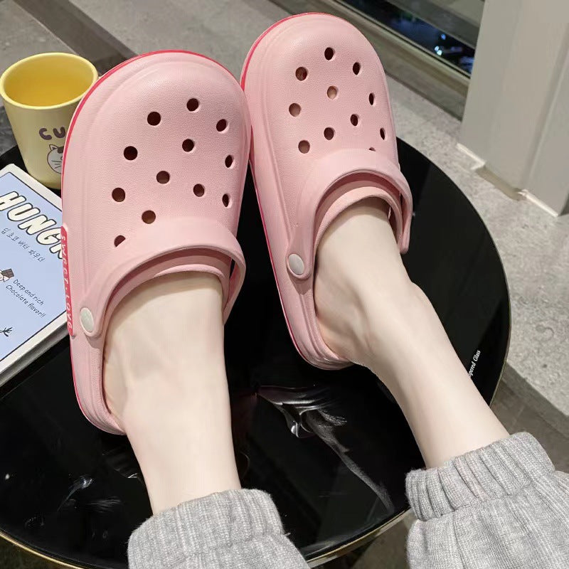 2022 new arrival rubber and plastic shit-feeling fashion women's clogs, lightweight non-slip toe shoes, inner and outer wear sandals