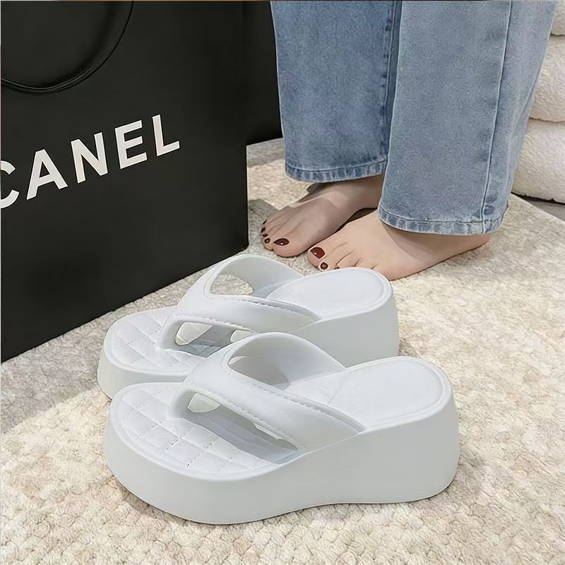 New eva fashion platform flip-flops - stylish, height-boosting, casual, and versatile for beach vacations and everyday wear