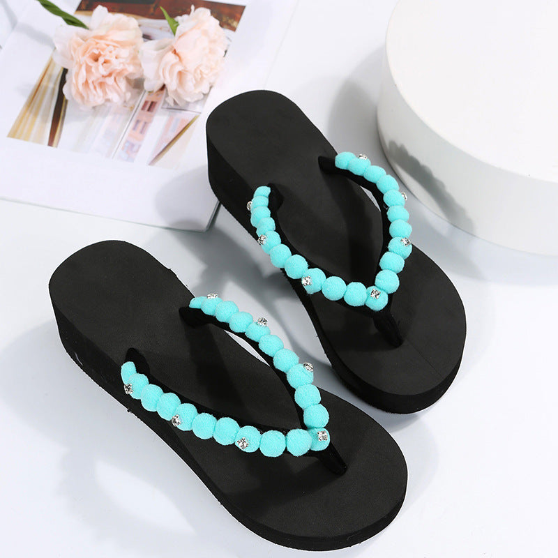 Spring/summer new roman style wedge flip-flops with rhinestone and pom-pom detail, ready-to-wear sandals, dropshipping available