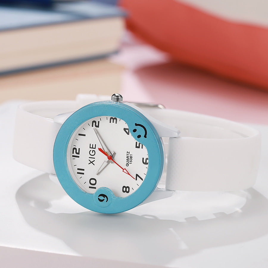 Kids' waterproof quartz watch - candy color minimalist silicone sports gift watch - toy watch - waterproof children's watch