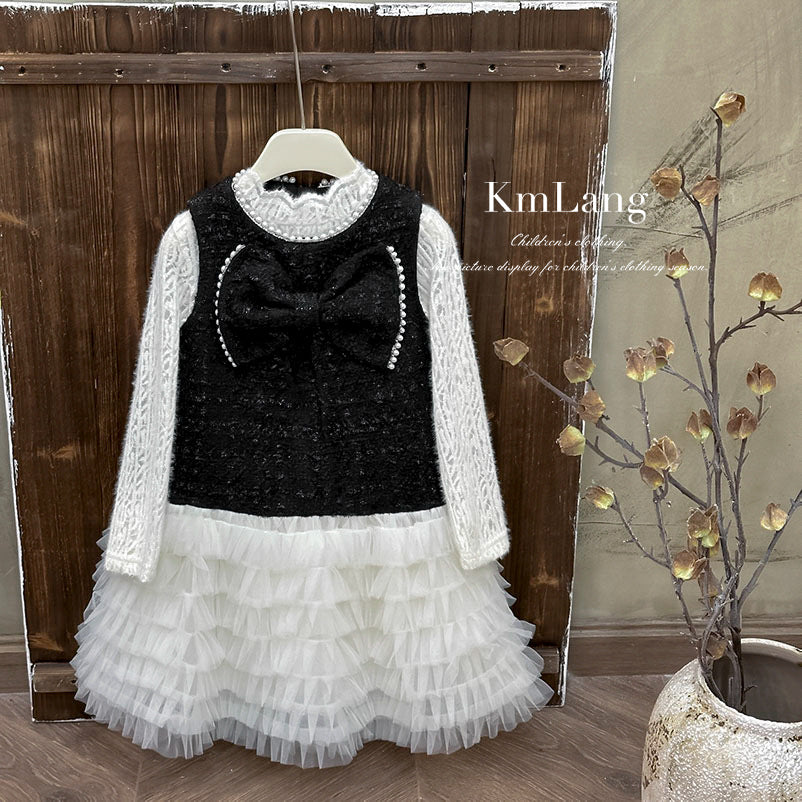 Girls' dress  autumn new arrival: sleeveless tank dress with lace trim, two-piece set (perfect for the "rich girl" look)
