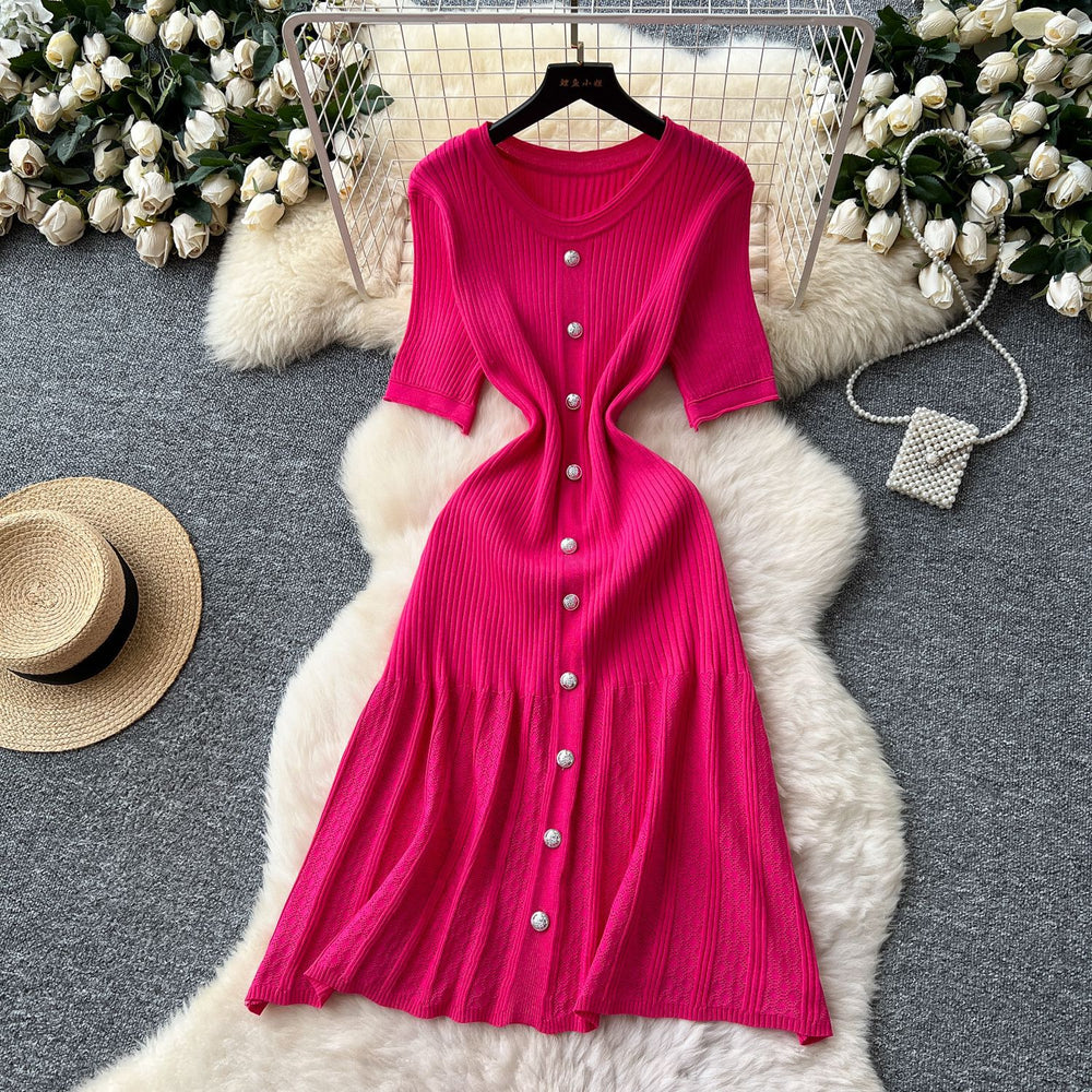 Xiaoxiangfeng fashionablefashionable round neck short-sleeved metal buckle waist knittingdress female summerslimming looksweater long skirt