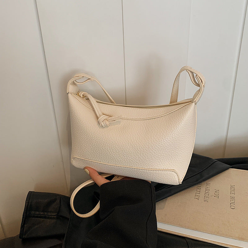Fashion underarm dumpling bag women's Korean version autumn and winter new simple casual shoulder bag 2025 niche high-end women's bag
