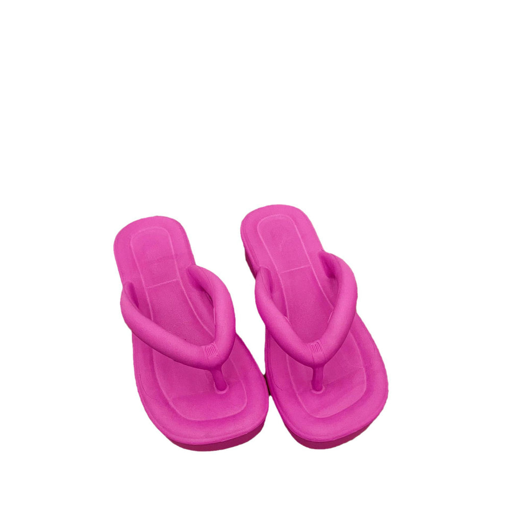 Eva thick-soled flip-flops for women, 2025 summer solid color fashion outdoor wear, "stomping on shit" comfort, casual beach sandals
