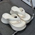 Thick sole thick heel slippers for women summer outwearthick sole shit feeling 2025new arrivalsummerpopular flip-flops