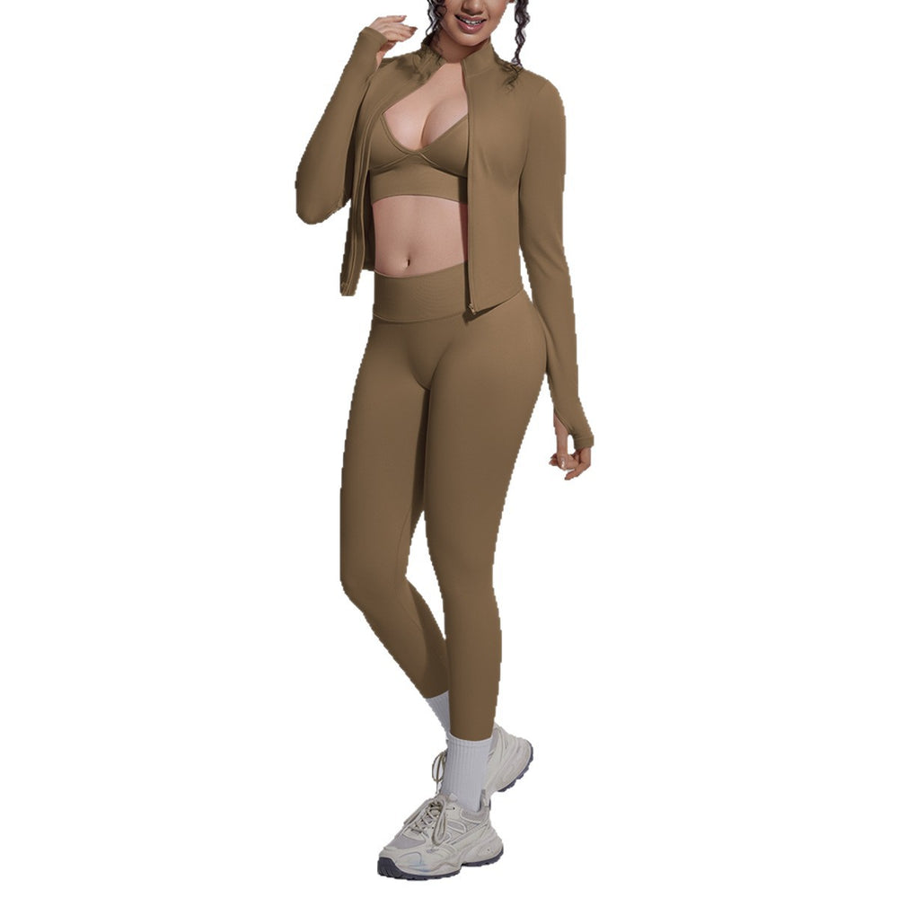 New seamless solid color high-stretch activewear set: includes a breathable, figure-hugging top, bottoms, and bra – perfect for running, fitness, and yoga