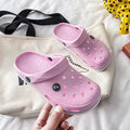 Customized 2022 new clogs women's summer outdoor korean style couple fashion beach shoes wear-resistant sandals and slippers for men