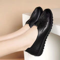Soft leather soft bottom ladieswear shoes flatsabrasion resistantwaterproofbows work shoes wechat group purchase live broadcast one piece dropshipping