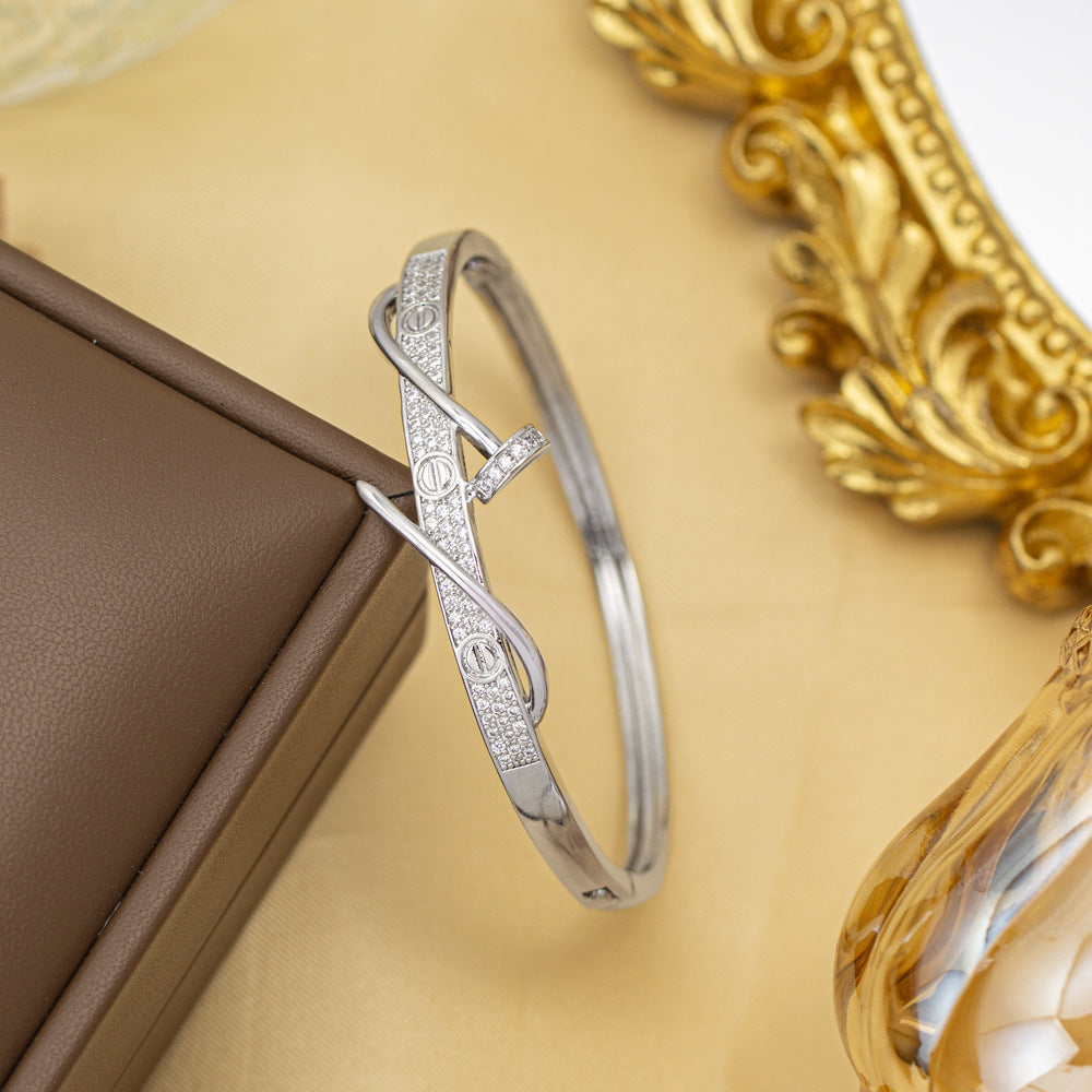 Bracelet female titanium steel fashion non-fading copper inlaid zirconium bracelet niche high-end fashion elegant jewelry wholesale hand jewelry