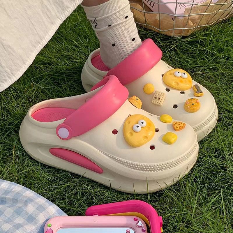 Dopamine baotou drag girl summerthick soleoutwearpopularheight increasingslimming lookfashioneasiest for match beach crocsins