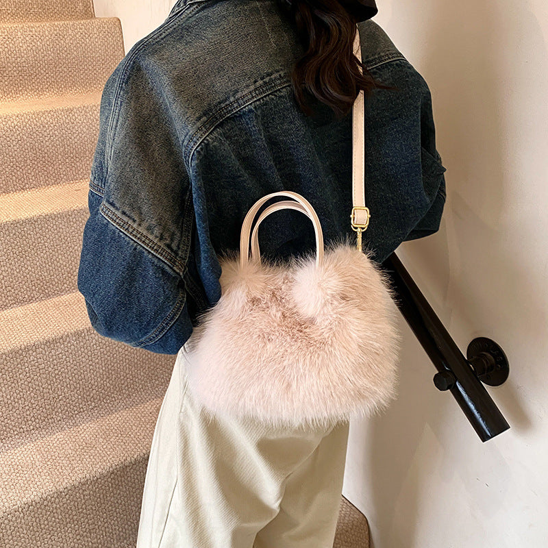Furry portable small bag fashion strap Furry small square bag autumn and winter texture women's messenger bag