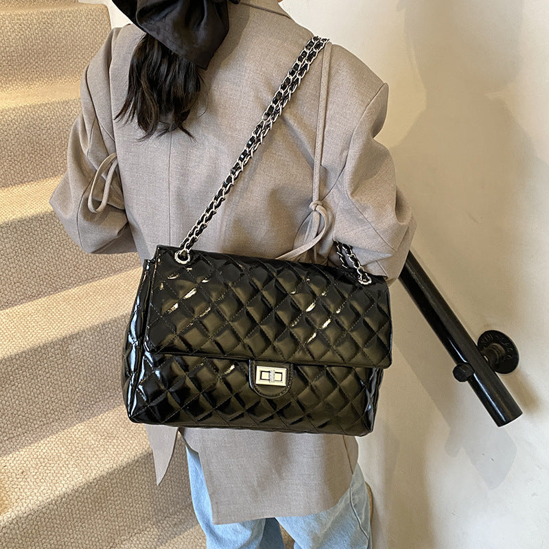 Rhombus chain bag women's bag 2025 new fashionable large-capacity commuter shoulder bag casual versatile messenger stray bag