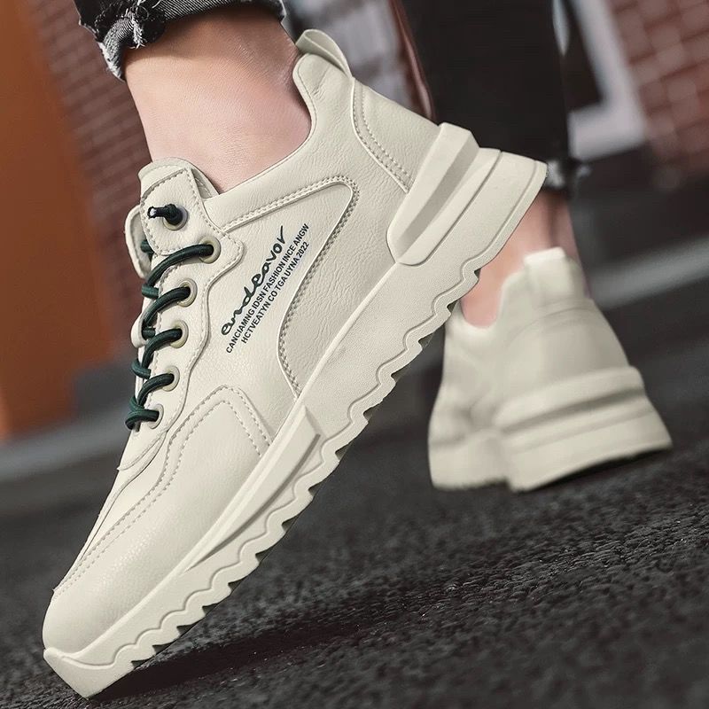 Men's shoes 2025 spring new korean style trendy breathable sneakers casual fashion shoes men's versatile height increasing dad shoes