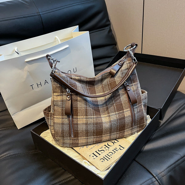 Popular niche woolen bags women's bags 2025 new women's bags versatile messenger bags fashionable shoulder armpit bags wholesale