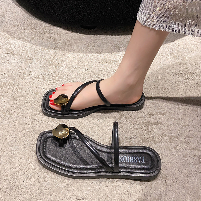 French-inspired, niche design thong sandals for women, perfect for summer wear. new arrival, ethereal and breezy, ideal for vacation