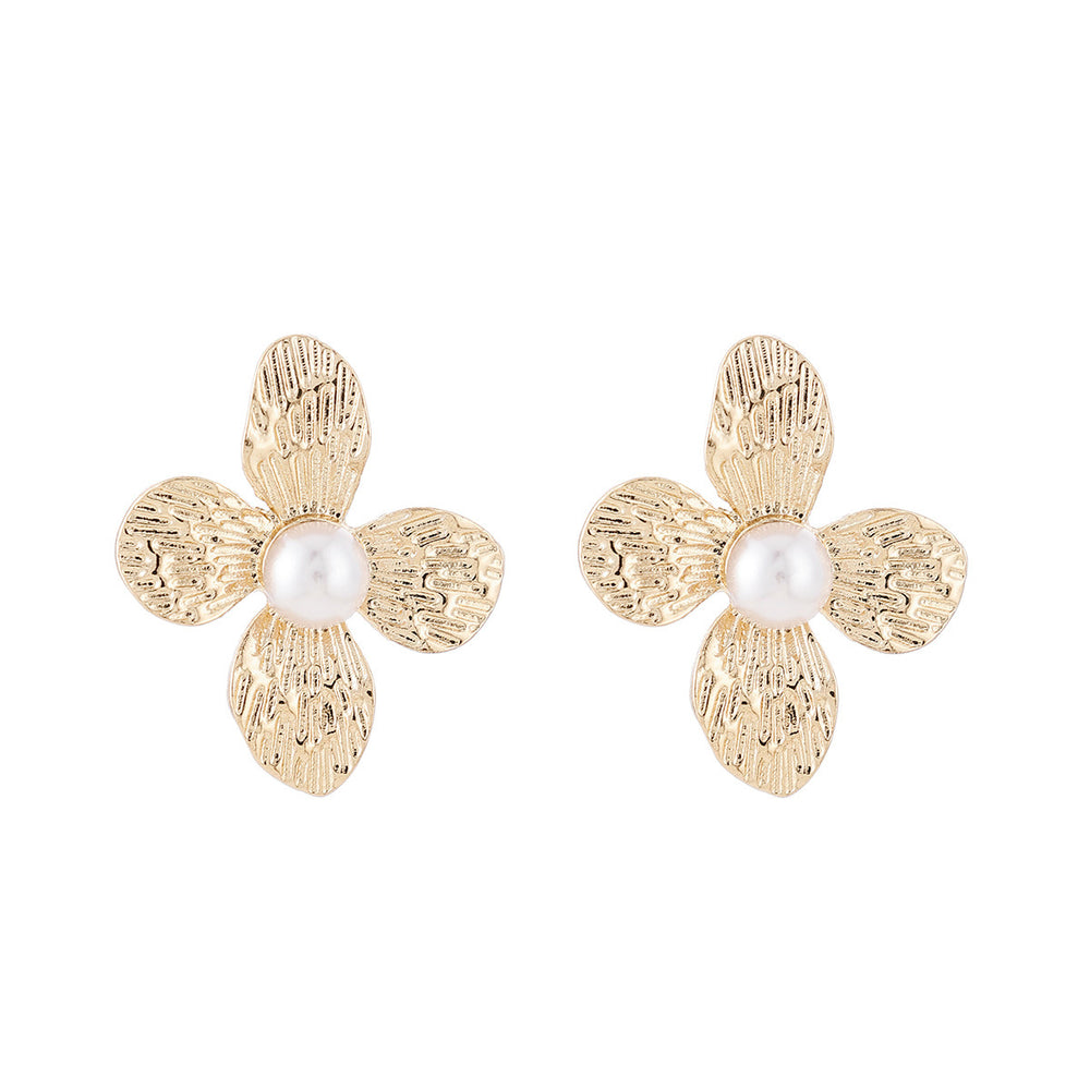 Wholesale pearl stud earrings for women - european and american fashion, statement earrings with a high-end feel, geometric irregular flower and heart earrings for women