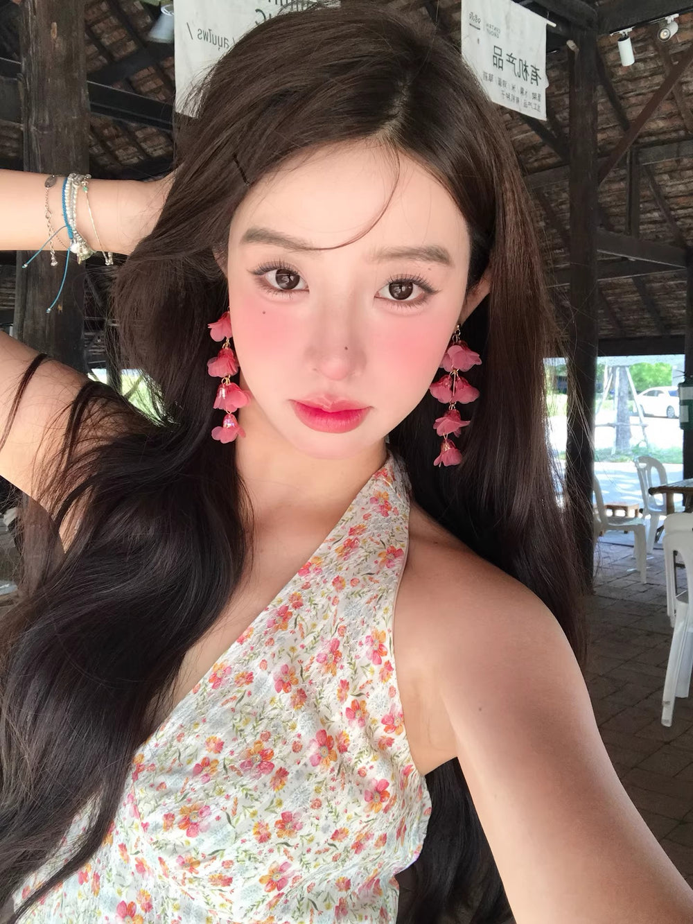 Super fairy and beautiful seaside resort style red flower tassel earrings for women, accessible luxury, high-end earrings, huge beautiful earrings