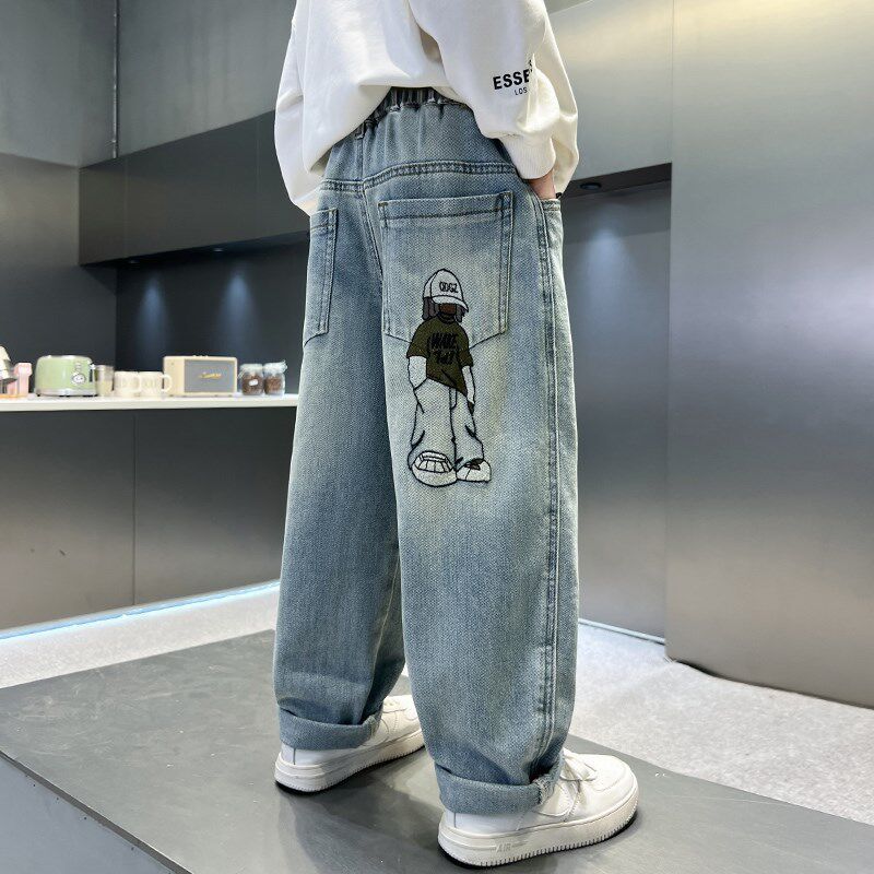 Boys' jeans - spring korean drama style, relaxed fit straight leg, embroidered trendy casual pants for kids and teens