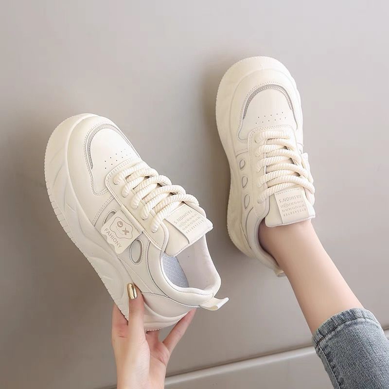 Thick sole bread shoes for women 2026 spring & fall new arrival soft ultra-light tie back sneakers for women easiest for match best selling round toe sneakers