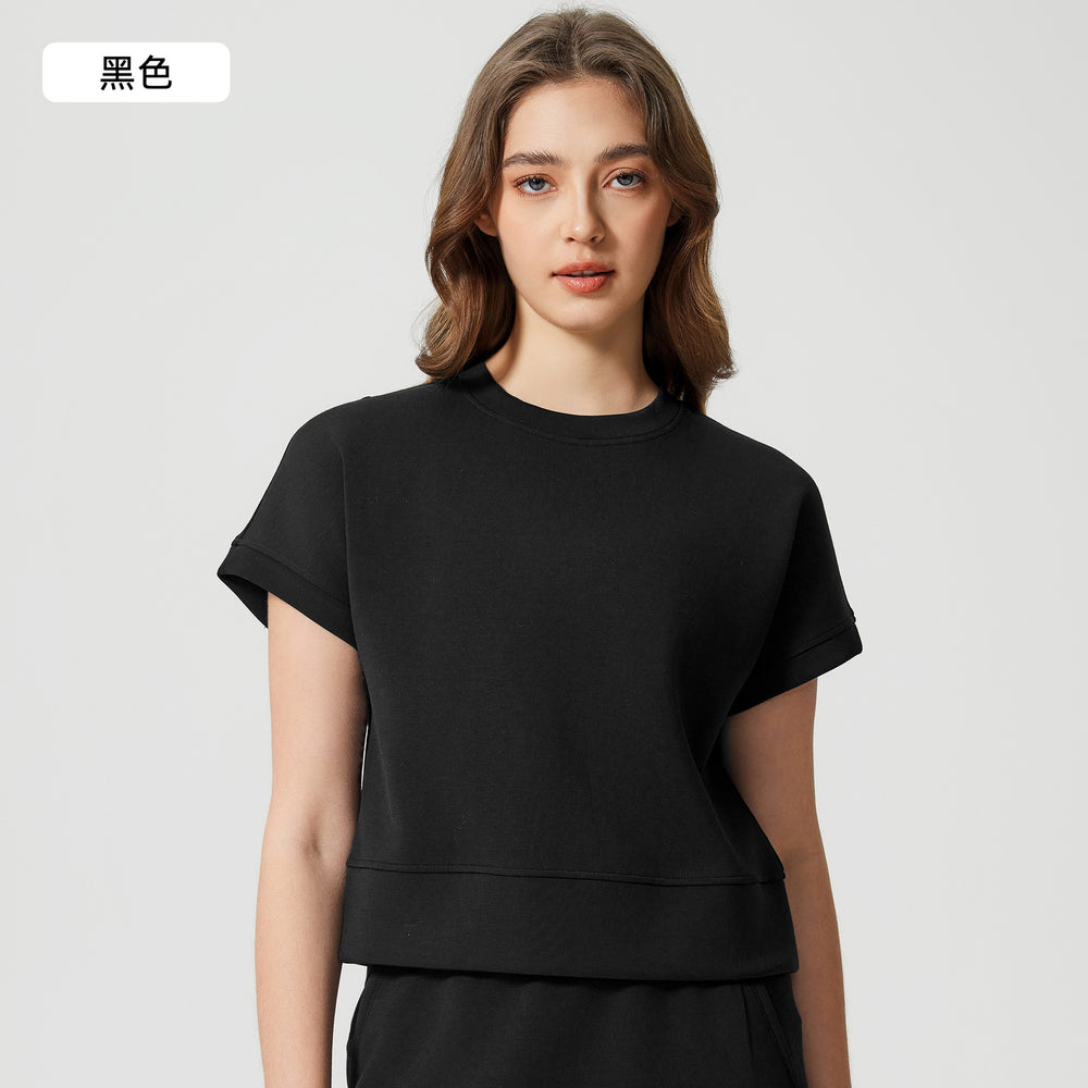 Women's casual activewear set: loose-fit breathable short-sleeve t-shirt & air layer shorts - perfect for yoga & workout
