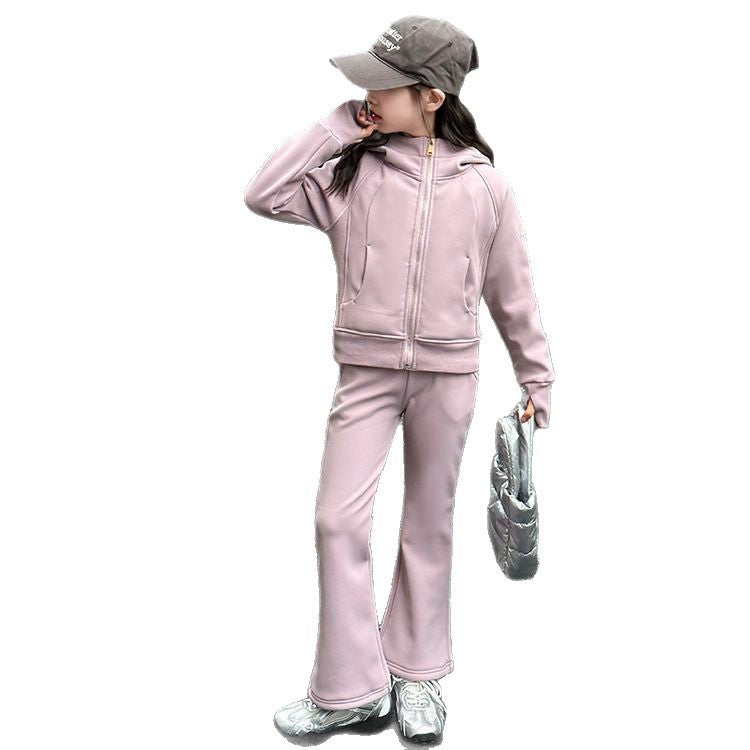 Children's two-piece set:  spring/autumn new arrival - stylish girls' fashion sweatshirt and flare pants, trendy student outfit