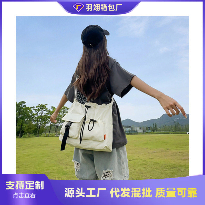 Foreign trade nylon bag women's large capacity 2025 new summer versatile shoulder messenger bag niche commuter tote bag